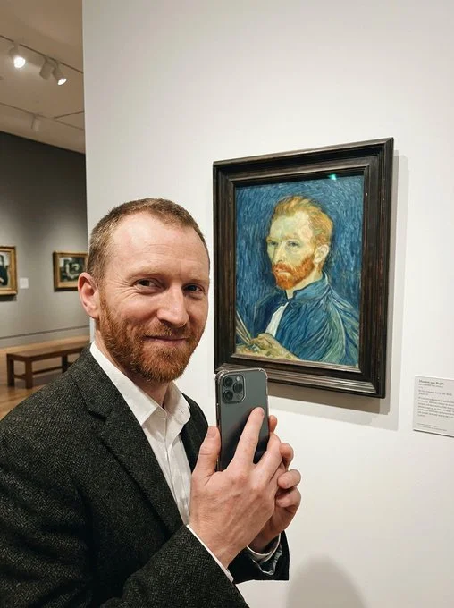 Photorealistic Portrait featuring Van Gogh - Minimalist via Grok